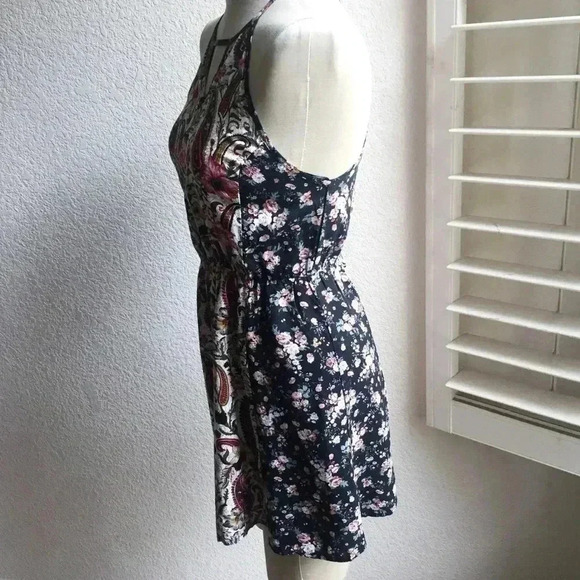 ModCloth En Creme Paisley and Floral Dress - Picture 4 of 7